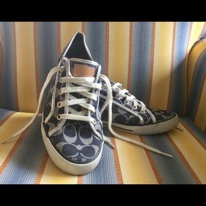 COACH SIGNATURE SNEAKERS
